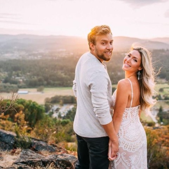 Meet your Posher, Carley - Picture 1 of 1